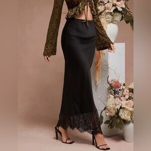 🖤 Maxi Skirt with Lace Trim